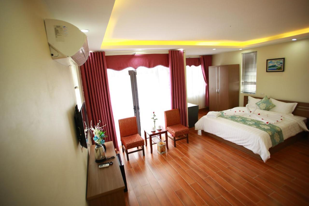 Family Hotel Soc Son Нойбай Экстерьер фото