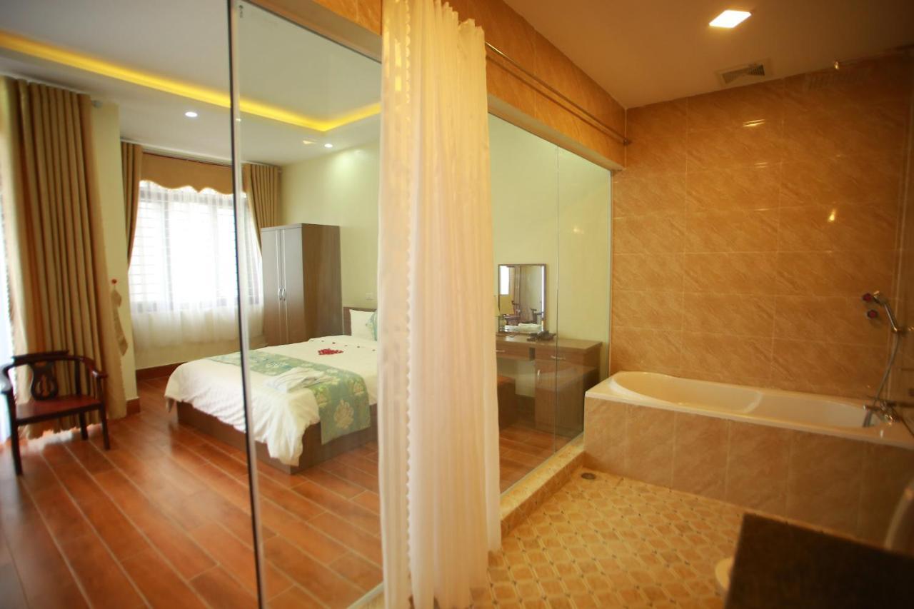 Family Hotel Soc Son Нойбай Экстерьер фото