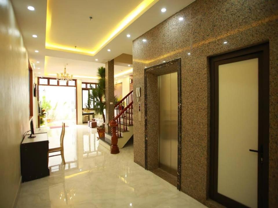 Family Hotel Soc Son Нойбай Экстерьер фото