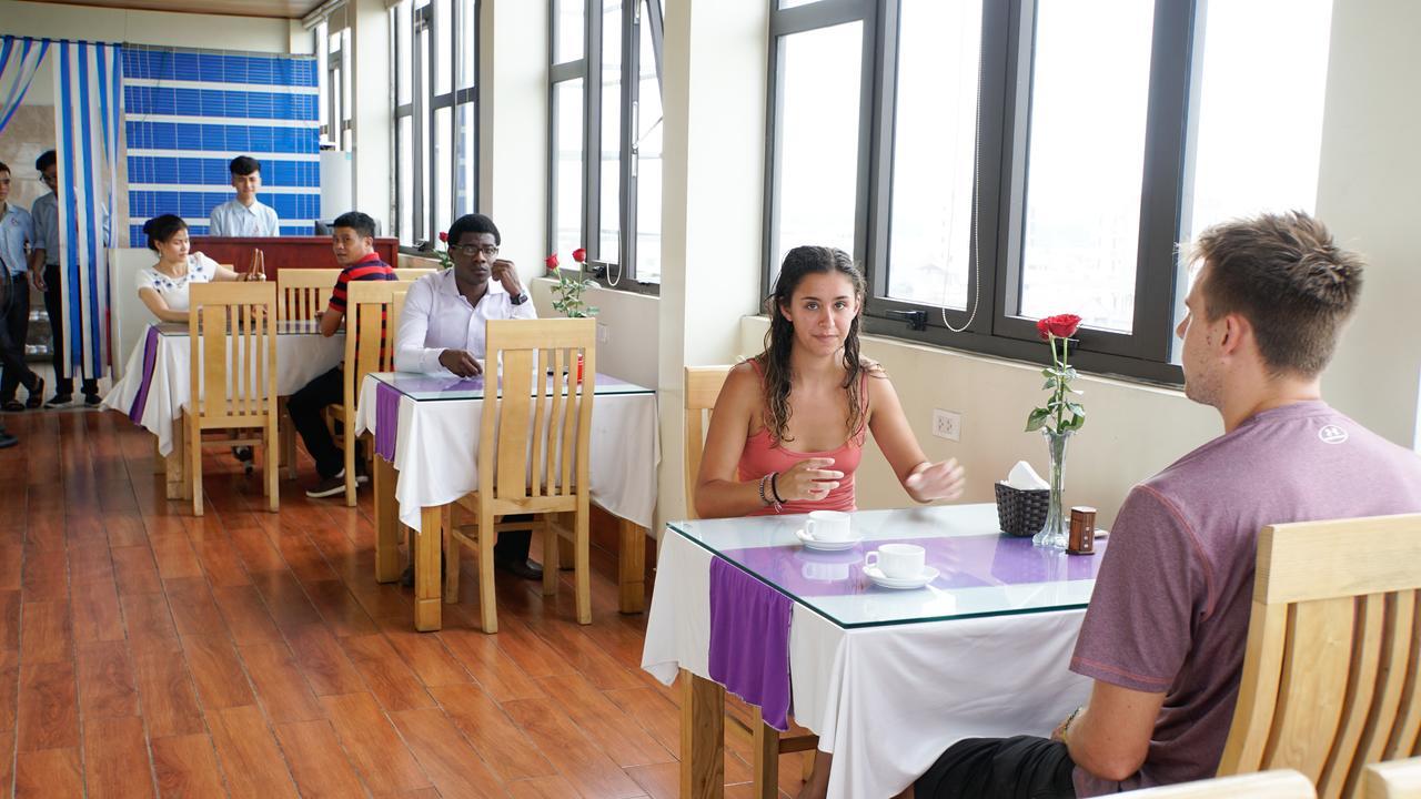 Family Hotel Soc Son Нойбай Экстерьер фото