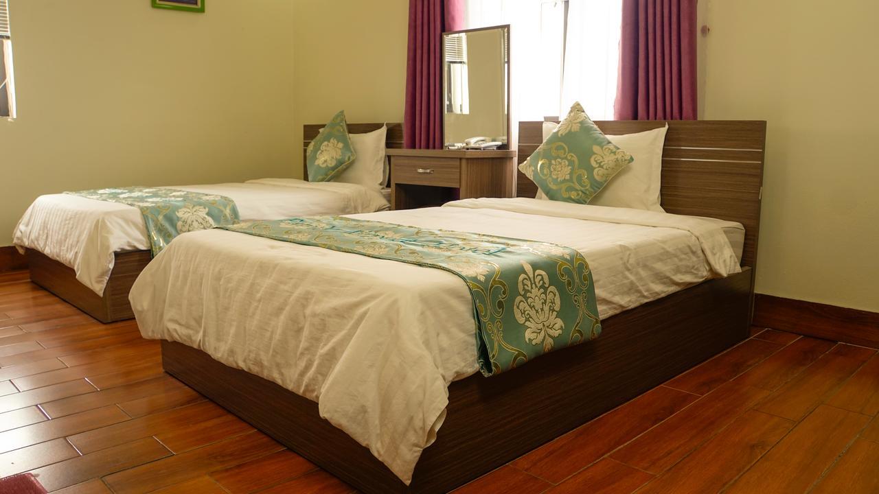 Family Hotel Soc Son Нойбай Экстерьер фото